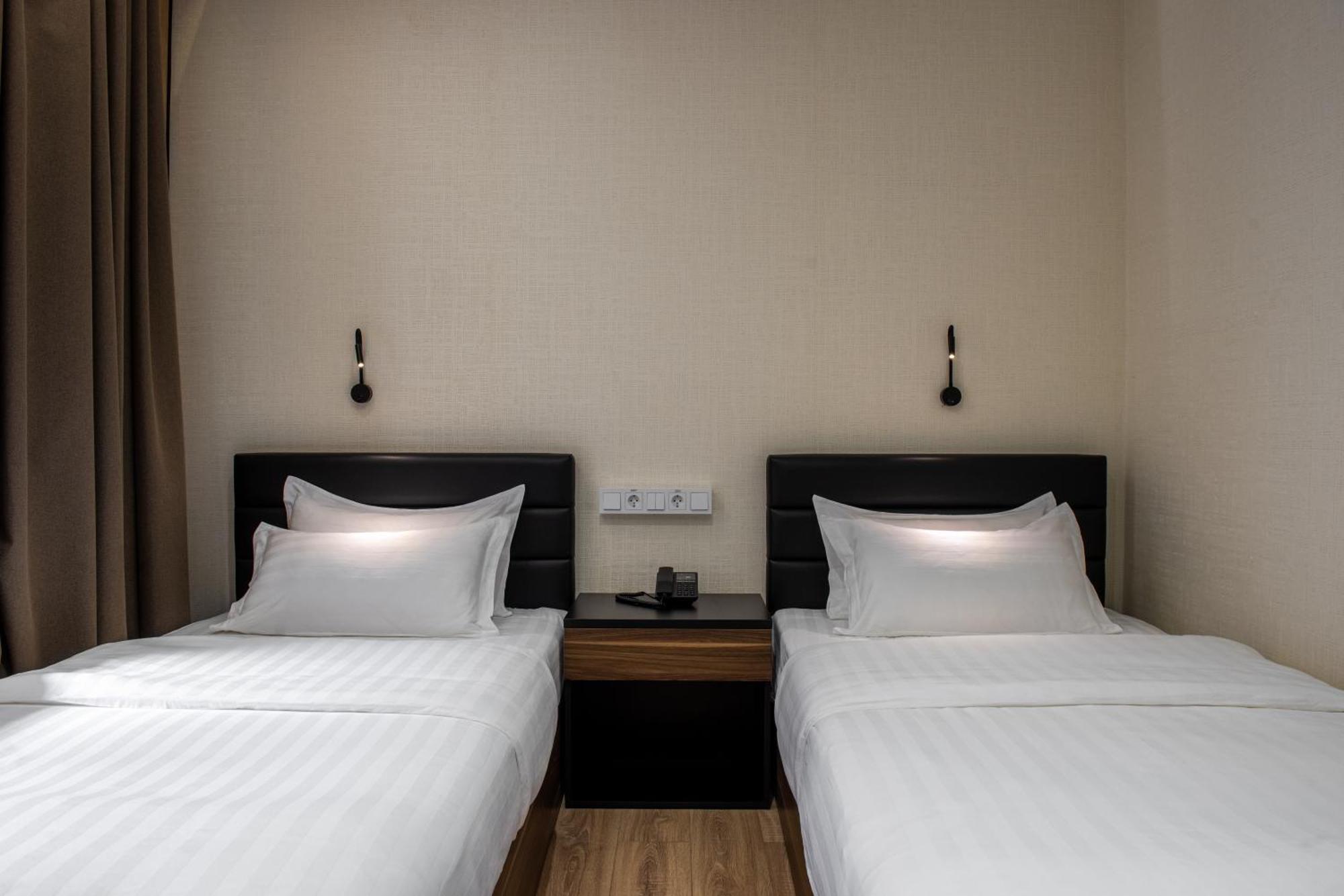 Silk Road Premium Hotel Tasken Kültér fotó