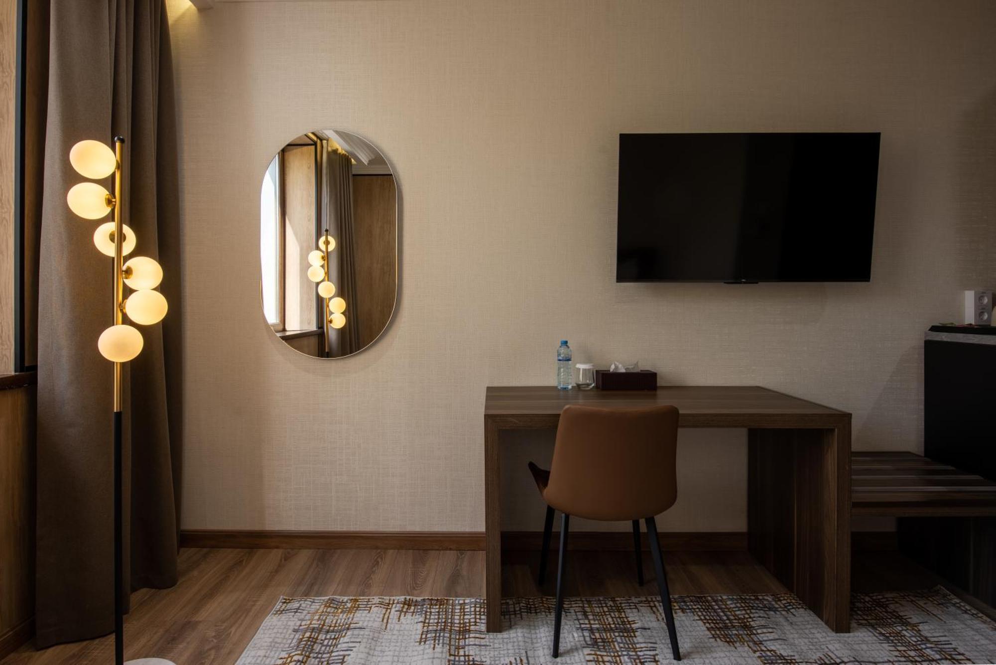 Silk Road Premium Hotel Tasken Kültér fotó